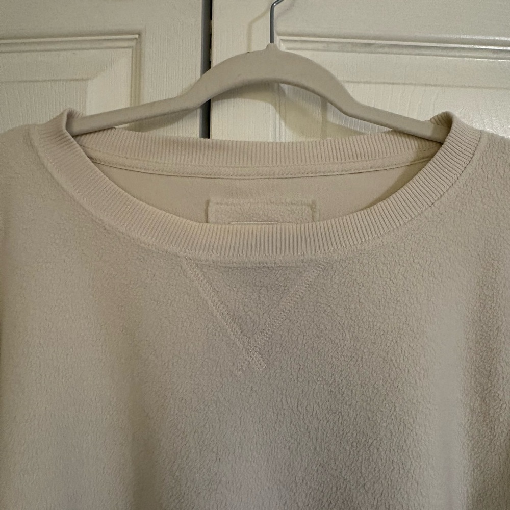 American Eagle Outfitters Oversized Big Hug Reverse Fleece Sweatshirt. Sz Small - Picture 10 of 14